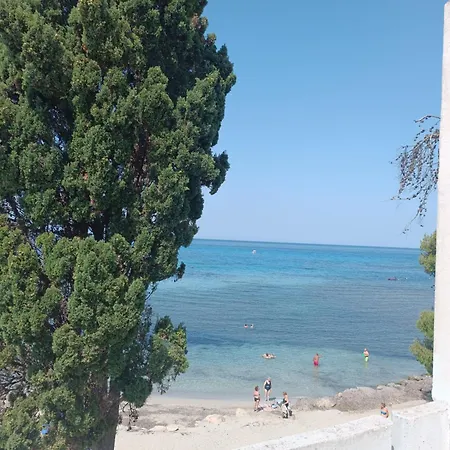 Holiday home La *
